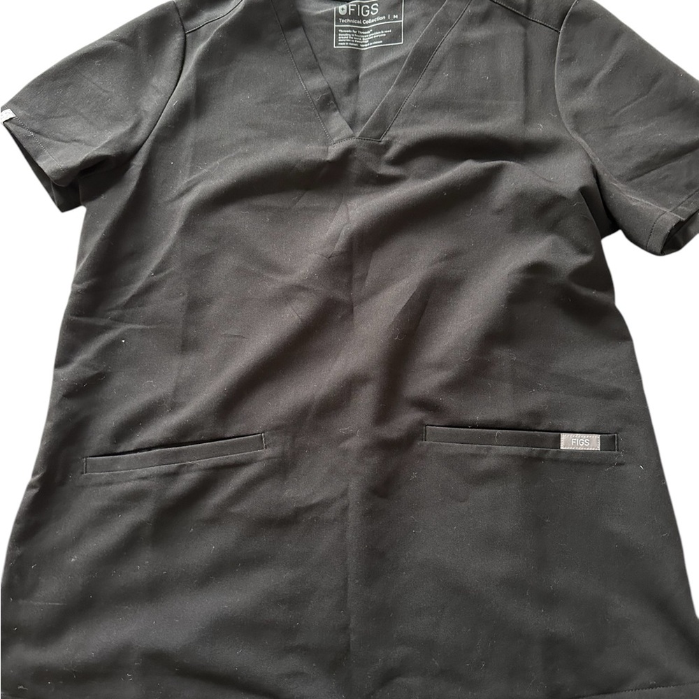 FIGS Black Scrub Top